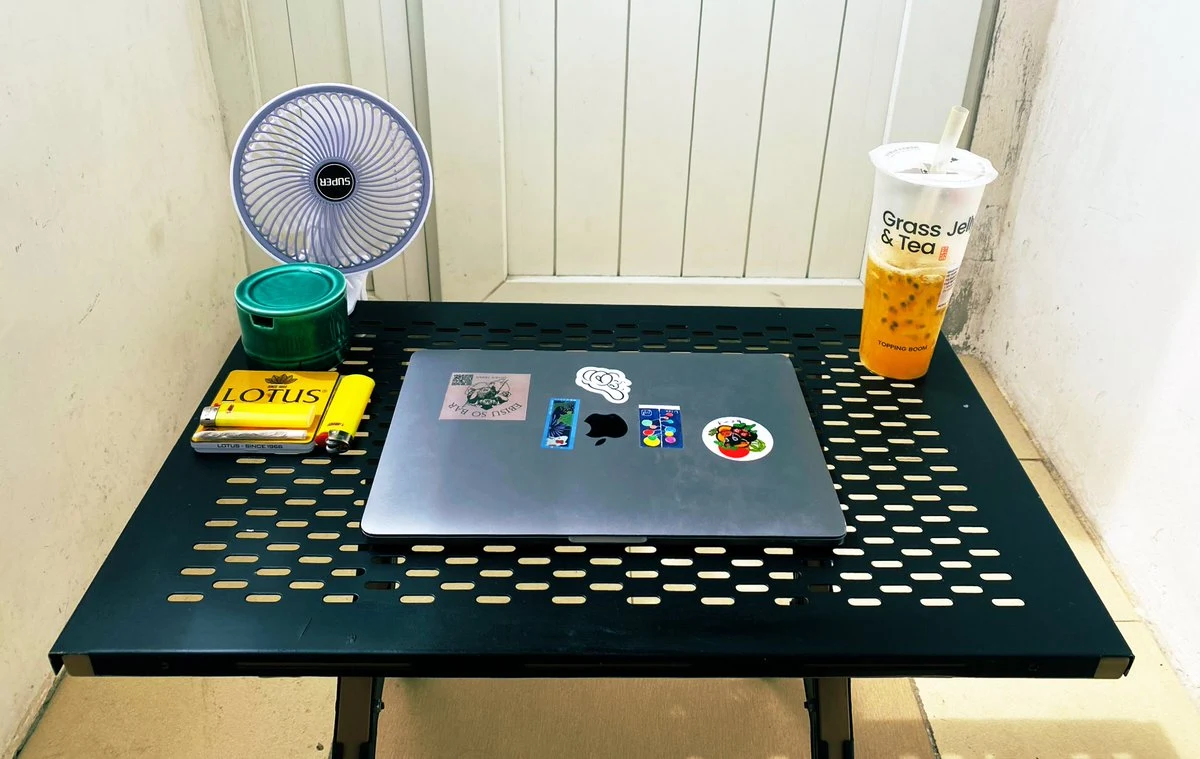 A compact workspace in Vietnam